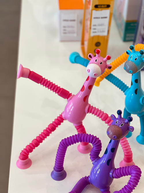 KIT 4 GIRAFINHAS PUXA-ESTICA